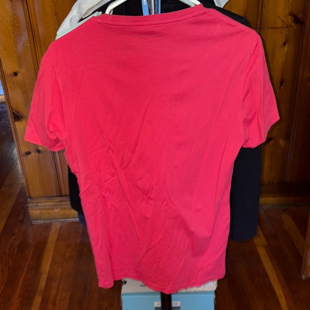 Polo by Ralph Lauren Men's Red T-Shirt - Picture 2 of 3